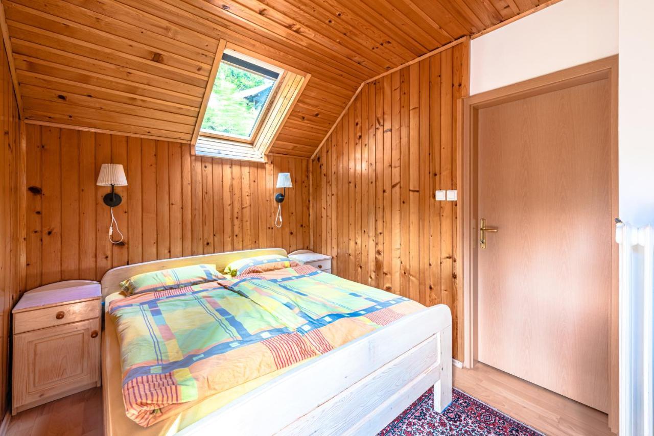 House Moose'T Getaway, Kranjska Gora Villa Exteriör bild