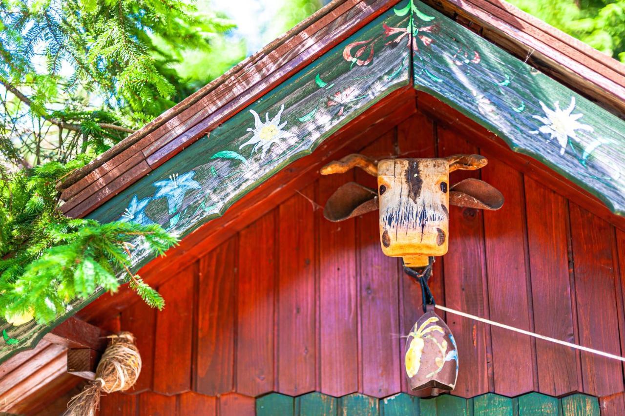House Moose'T Getaway, Kranjska Gora Villa Exteriör bild
